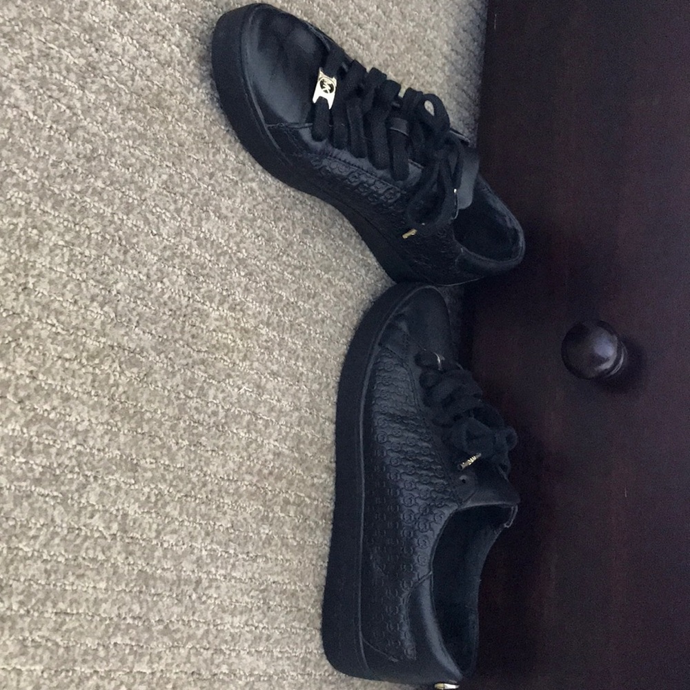 I’m selling these because they don’t fit me.